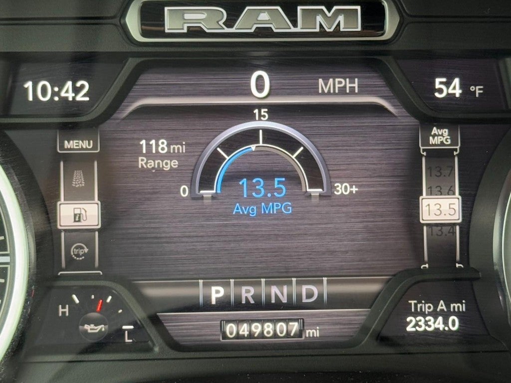 2021 RAM 1500 Laramie 4x4 Crew Cab 5'7" Box