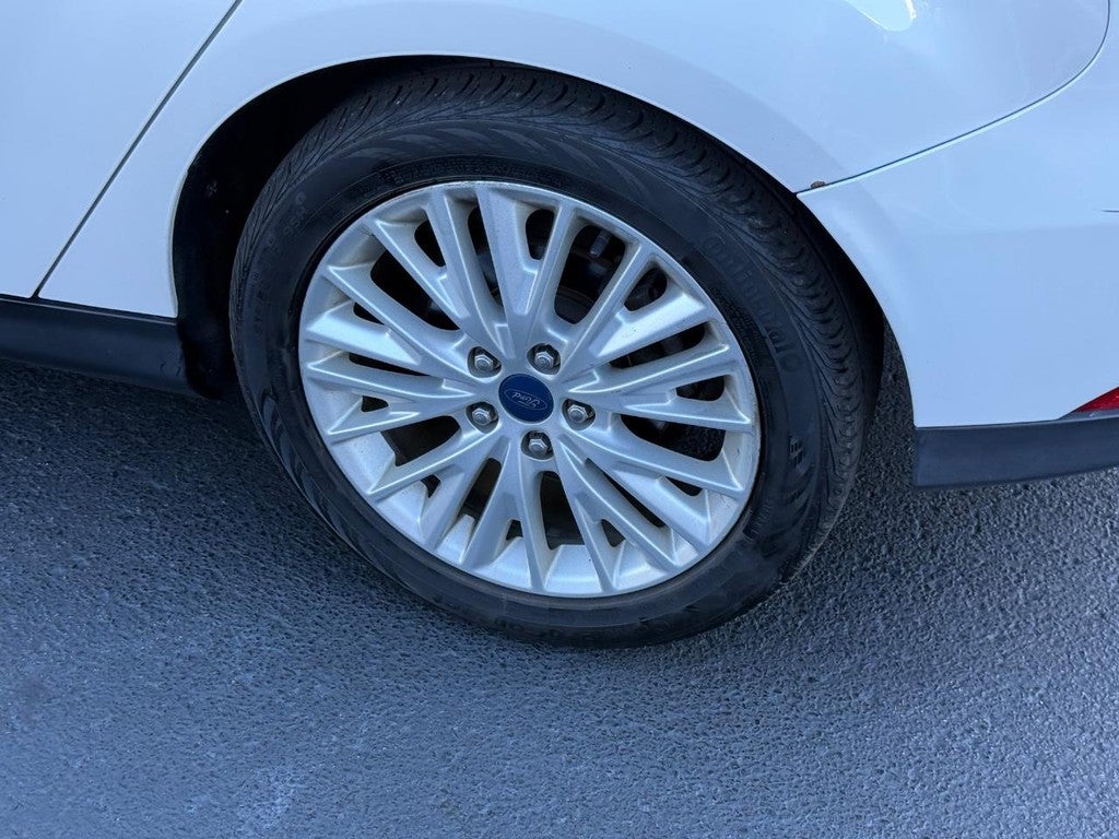 2016 Ford Focus 5dr HB Titanium
