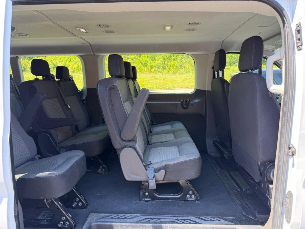 2024 Ford Transit Passenger Wagon T-350 148" Low Roof XLT RWD