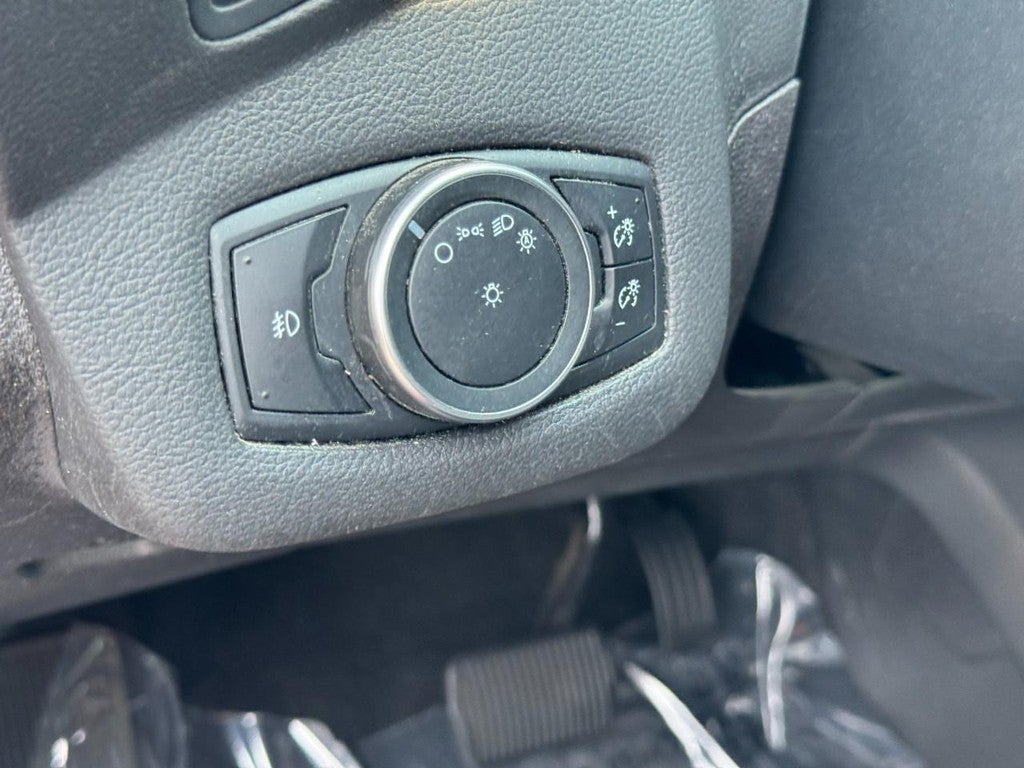 2015 Ford Escape FWD 4dr SE