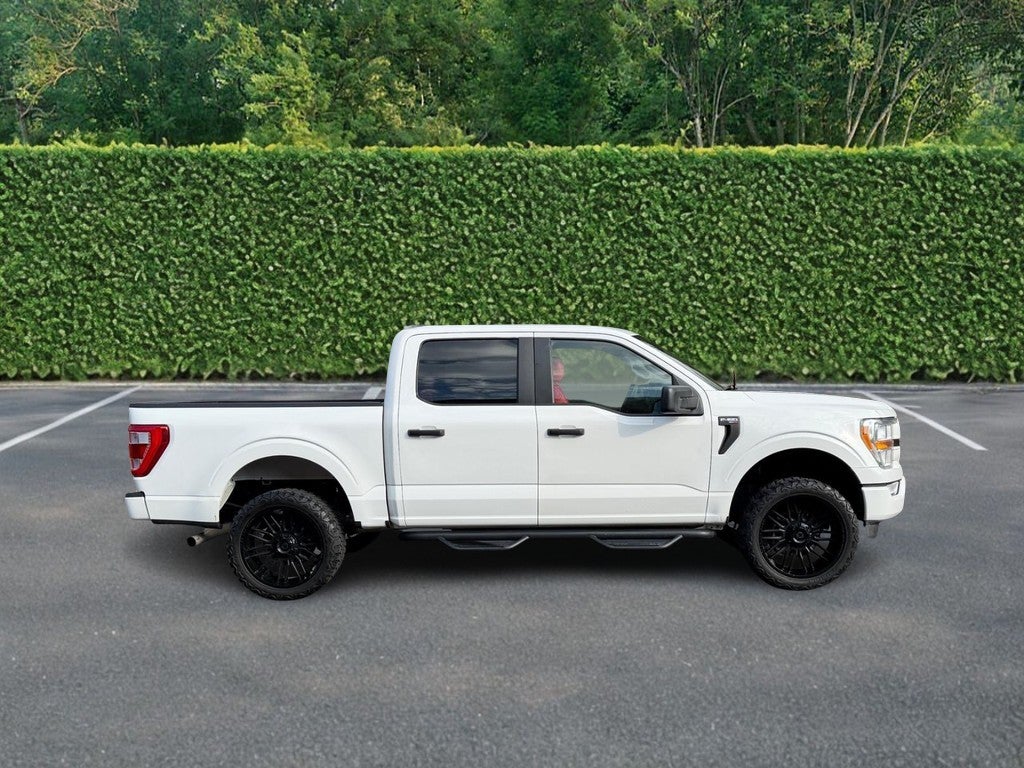 2022 Ford F-150 XL 4WD SuperCrew 5.5' Box