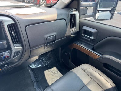 2018 Chevrolet Silverado 2500HD 4WD Crew Cab 153.7" LTZ