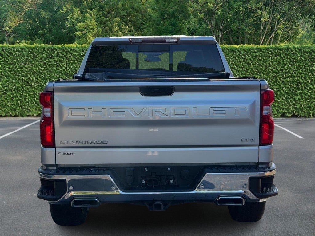 2022 Chevrolet Silverado 1500 4WD Crew Cab 147" LTZ