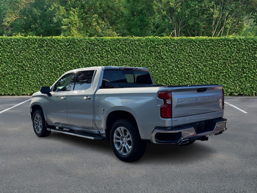 2022 Chevrolet Silverado 1500 4WD Crew Cab 147" LTZ