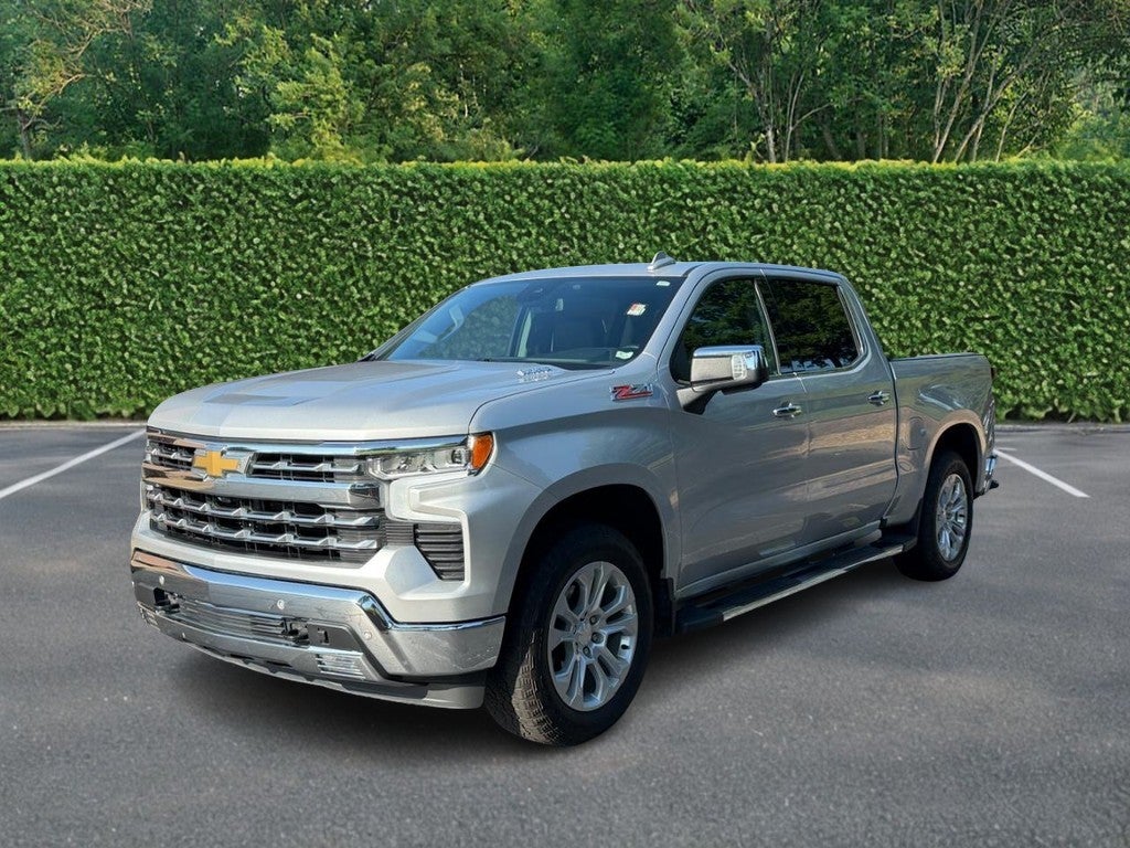 2022 Chevrolet Silverado 1500 4WD Crew Cab 147" LTZ