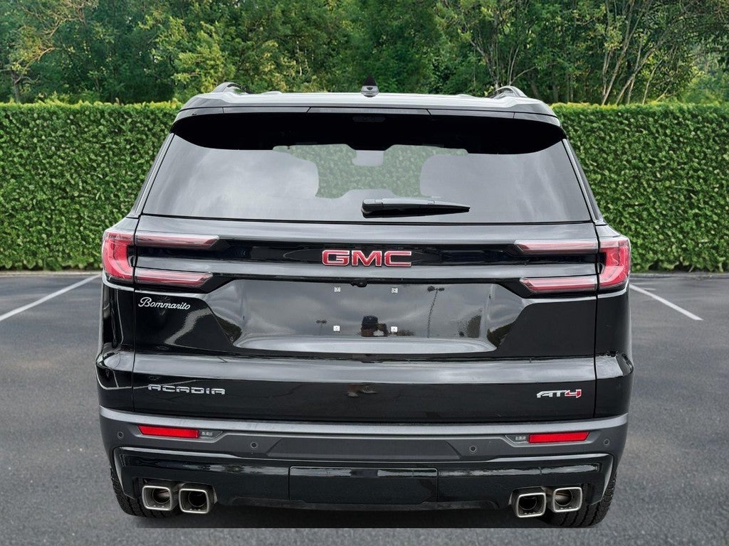 2026 GMC Acadia AWD 4dr AT4