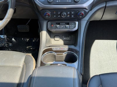 2022 GMC Acadia AWD 4dr AT4