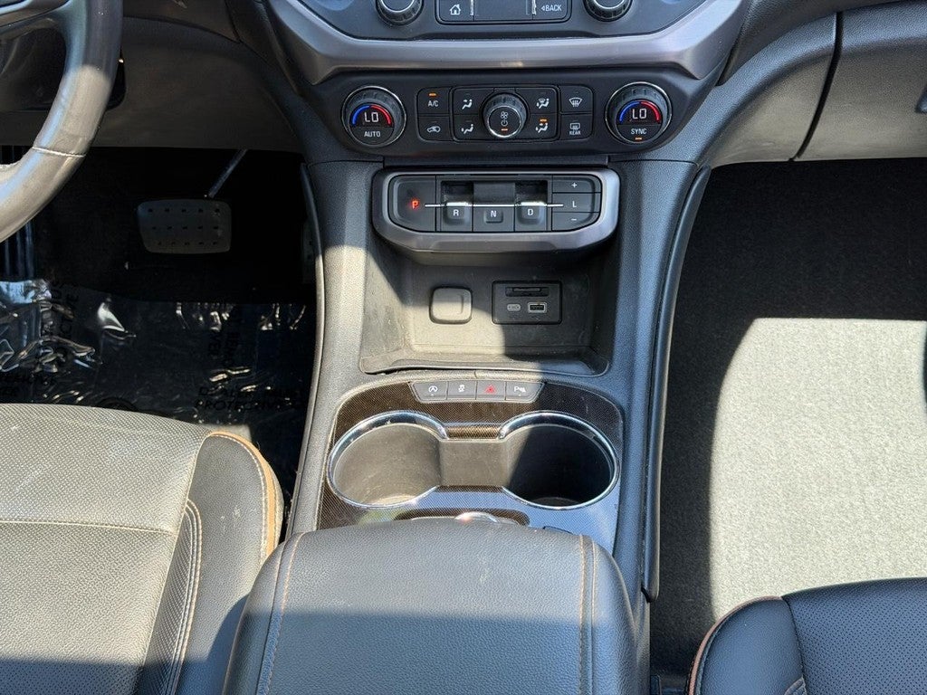 2022 GMC Acadia AWD 4dr AT4