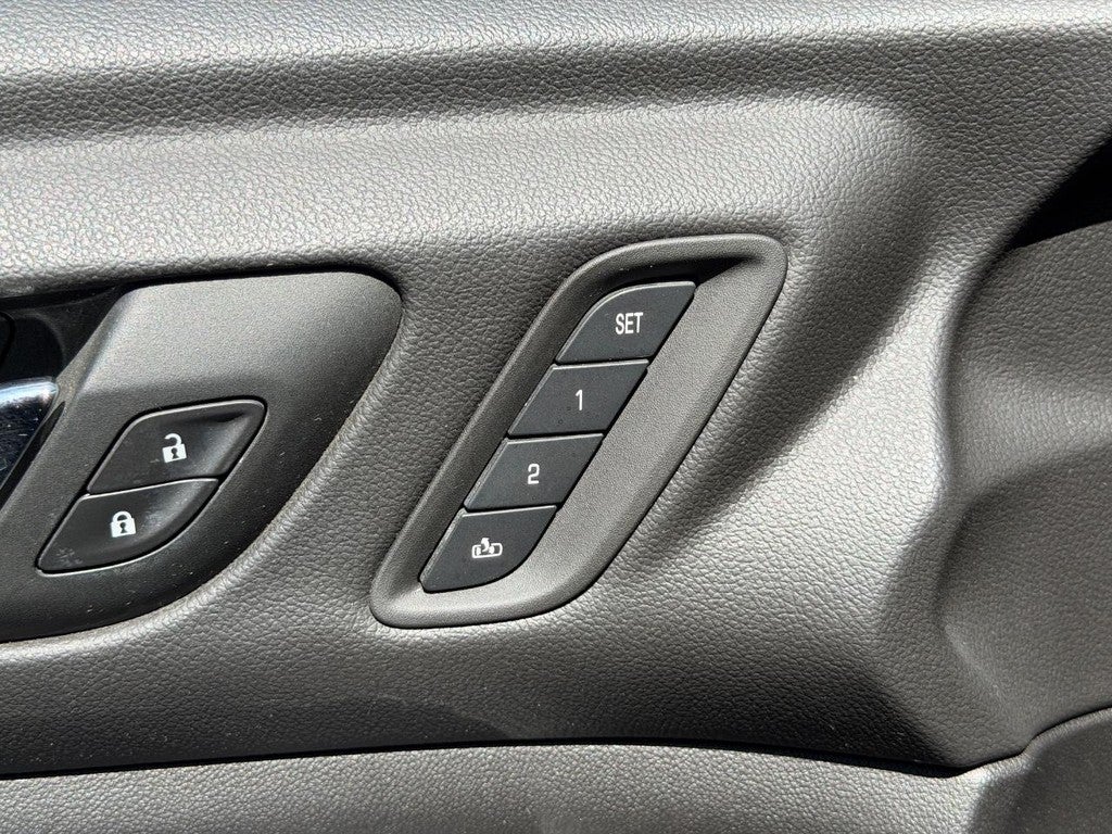 2022 GMC Acadia AWD 4dr AT4