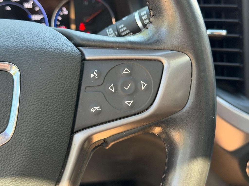 2022 GMC Acadia AWD 4dr AT4