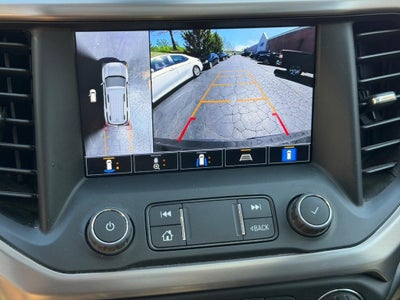 2022 GMC Acadia AWD 4dr AT4