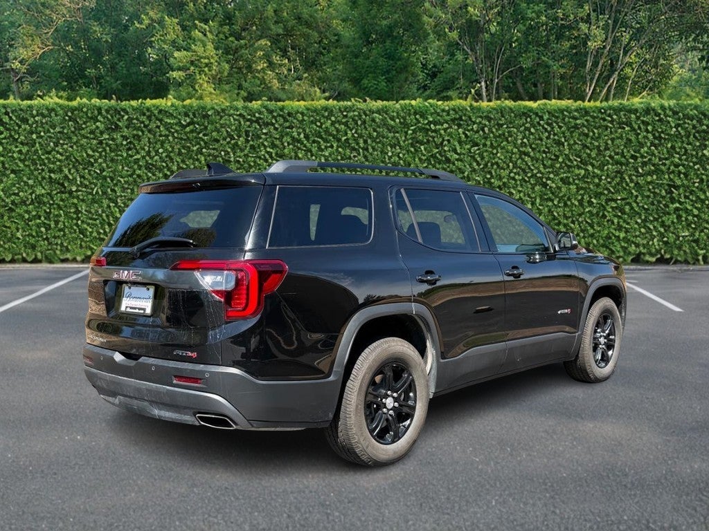2022 GMC Acadia AWD 4dr AT4