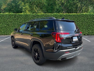 2022 GMC Acadia AWD 4dr AT4