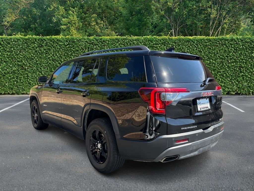 2022 GMC Acadia AWD 4dr AT4