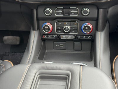 2024 GMC Yukon 4WD 4dr AT4