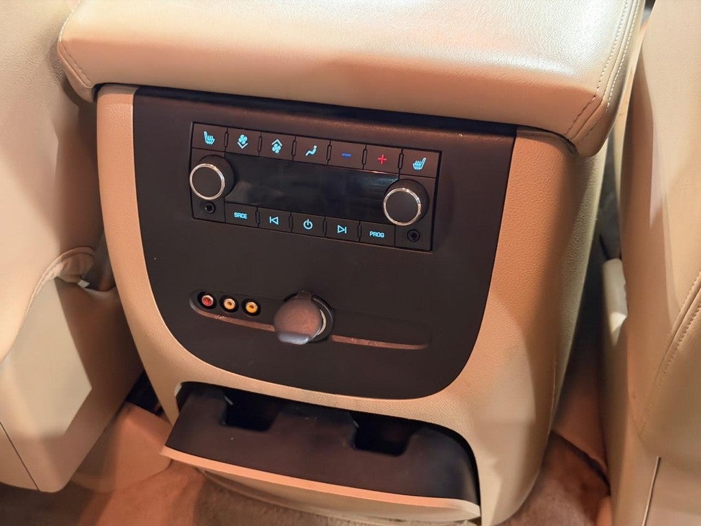 2014 GMC Yukon AWD 4dr Denali