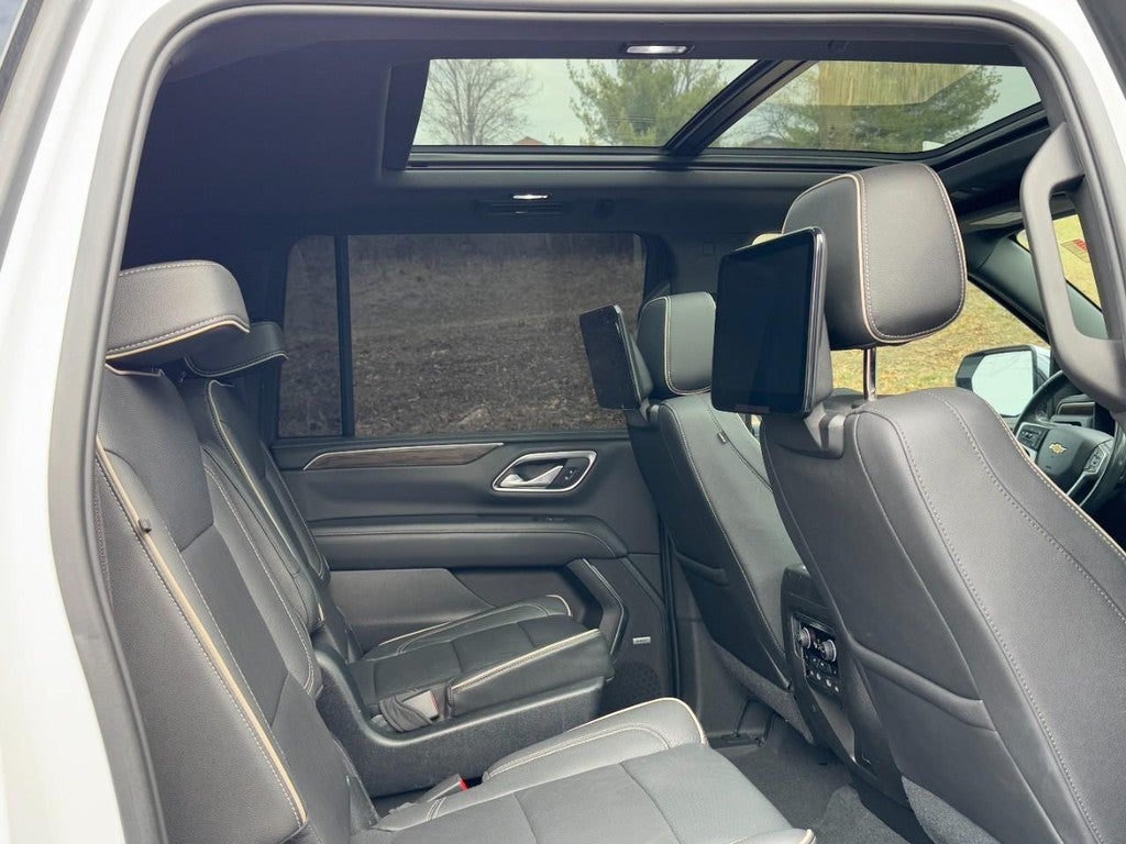 2021 Chevrolet Suburban 4WD 4dr Premier