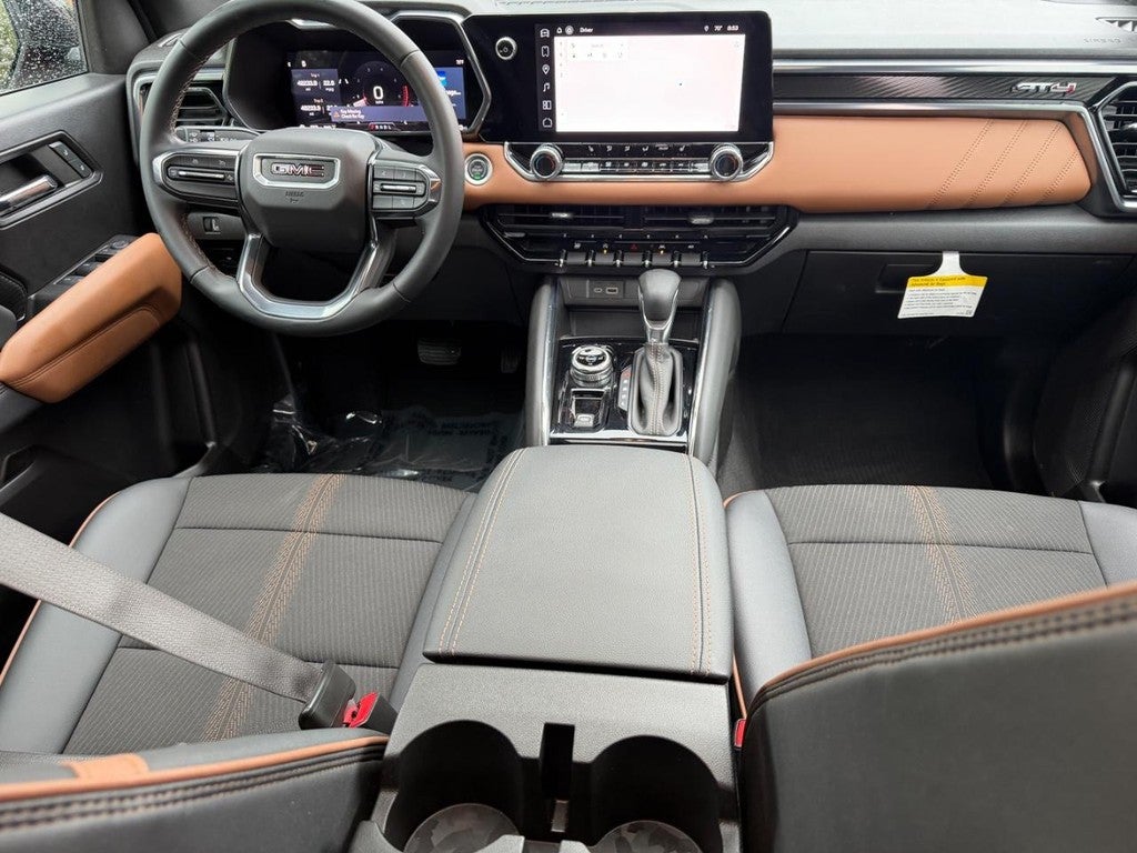 2024 GMC Canyon 4WD Crew Cab AT4