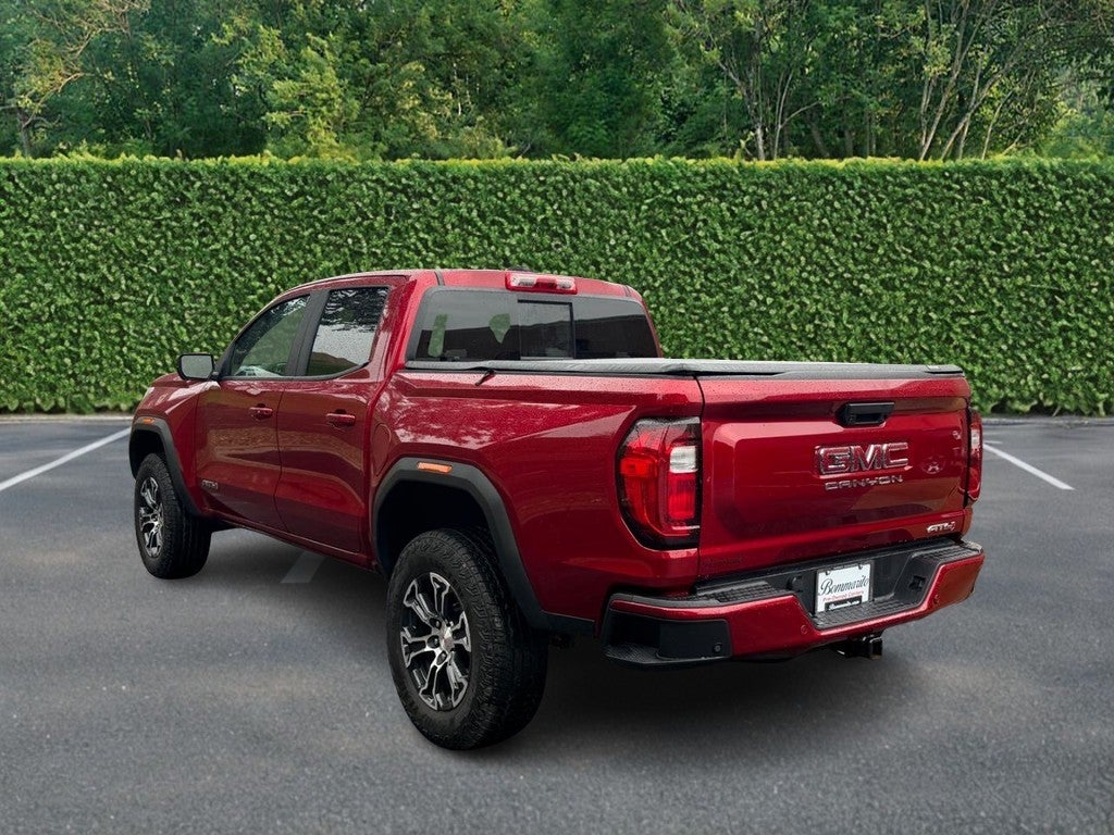 2024 GMC Canyon 4WD Crew Cab AT4