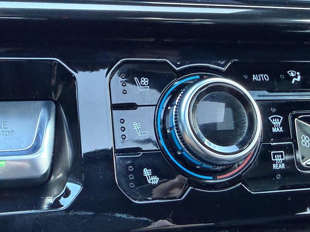2023 GMC Sierra 1500 4WD Crew Cab 147" AT4