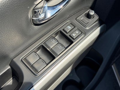 2017 Nissan Titan XD 4x4 Gas Crew Cab SL