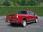 2017 Nissan Titan XD 4x4 Gas Crew Cab SL