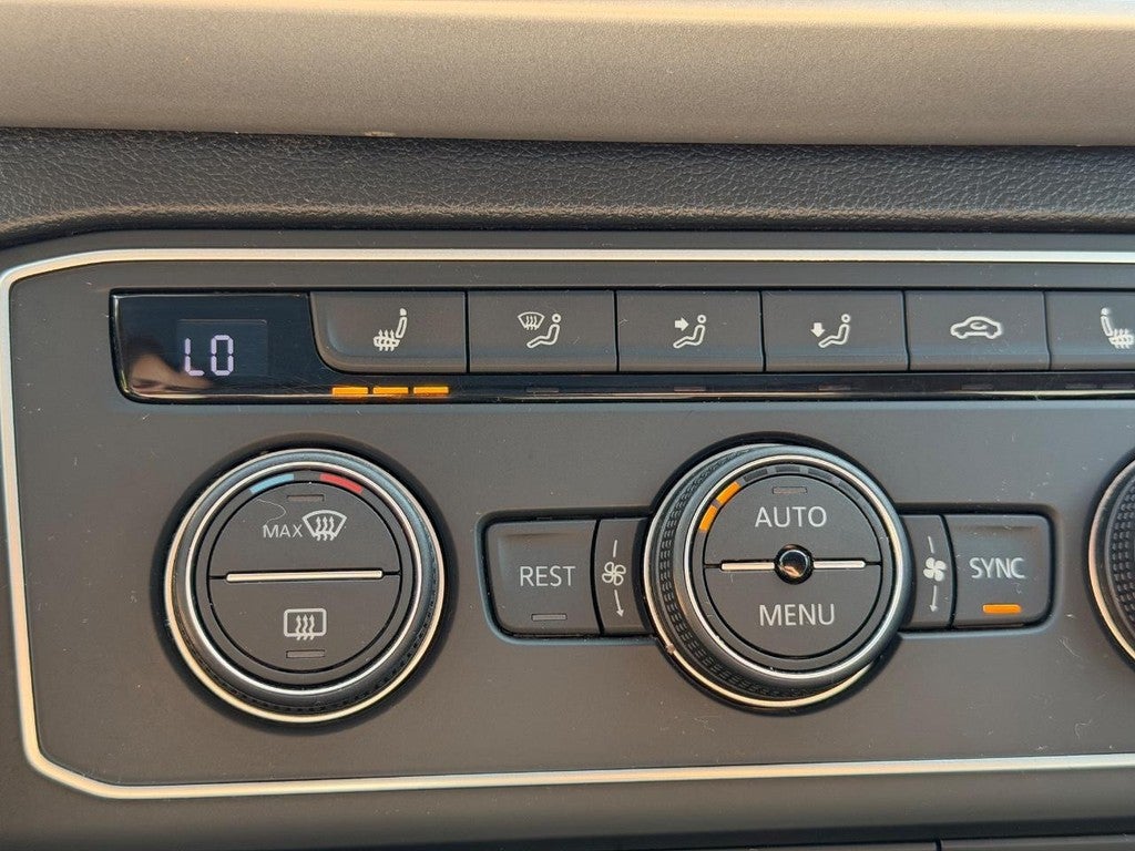 2019 Volkswagen Atlas 3.6L V6 SE w/Technology 4MOTION