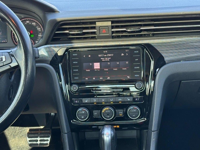 2020 Volkswagen Passat 2.0T R-Line Auto