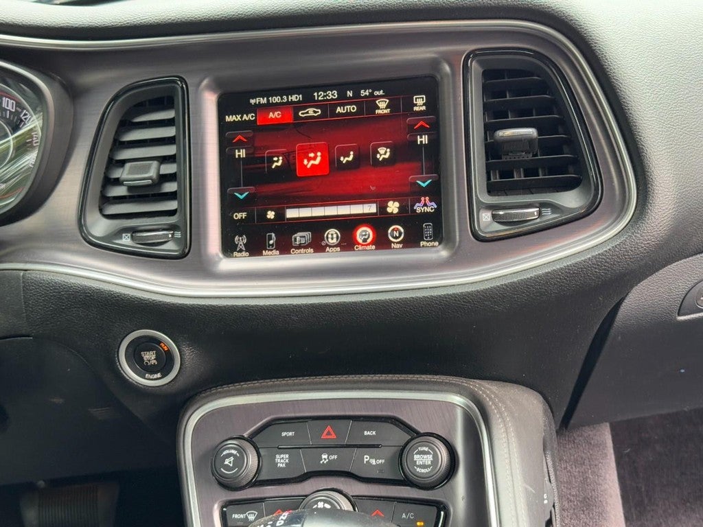 2016 Dodge Challenger 2dr Cpe SXT