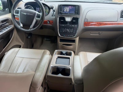 2012 Chrysler Town & Country 4dr Wgn Touring-L