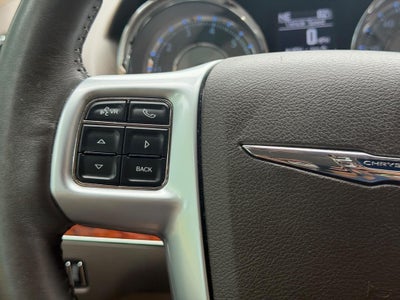 2012 Chrysler Town & Country 4dr Wgn Touring-L