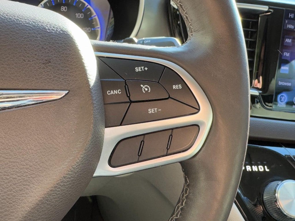 2017 Chrysler Pacifica Touring-L Plus FWD