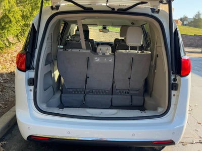 2017 Chrysler Pacifica Touring-L Plus FWD