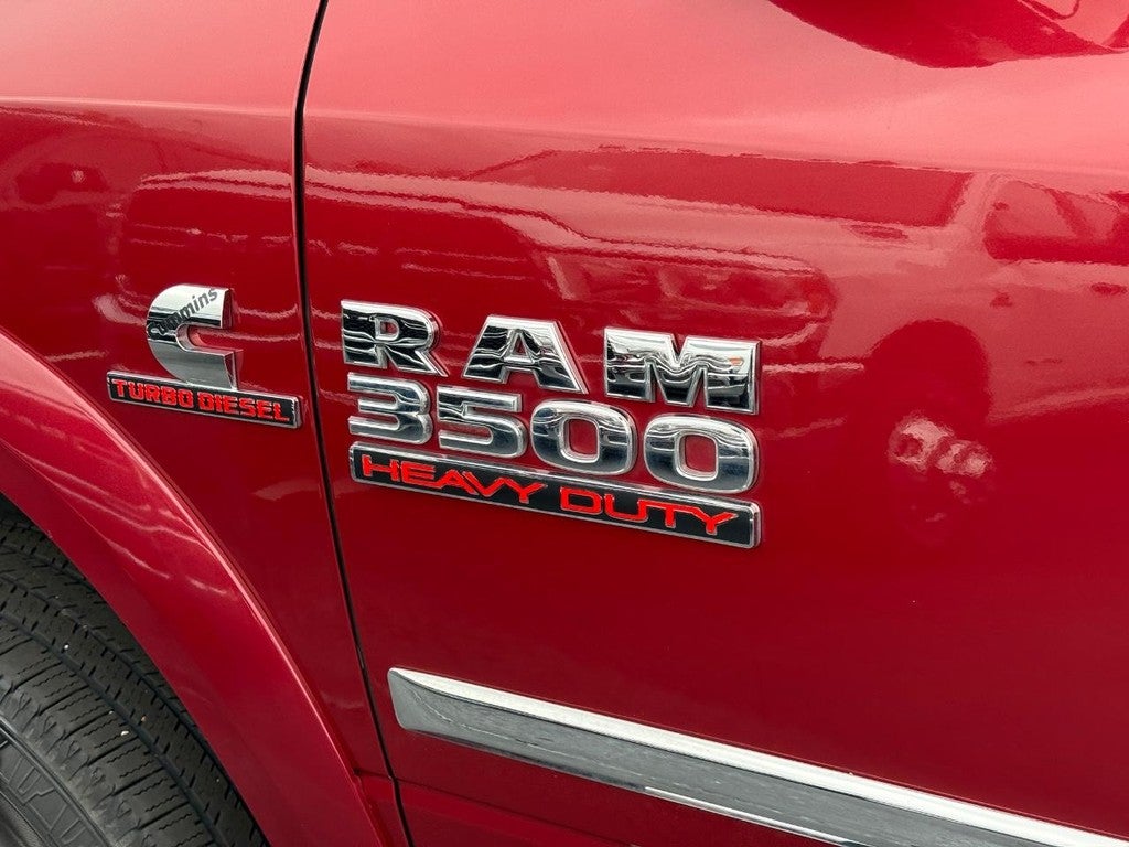 2015 RAM 3500 4WD Crew Cab 149" Laramie