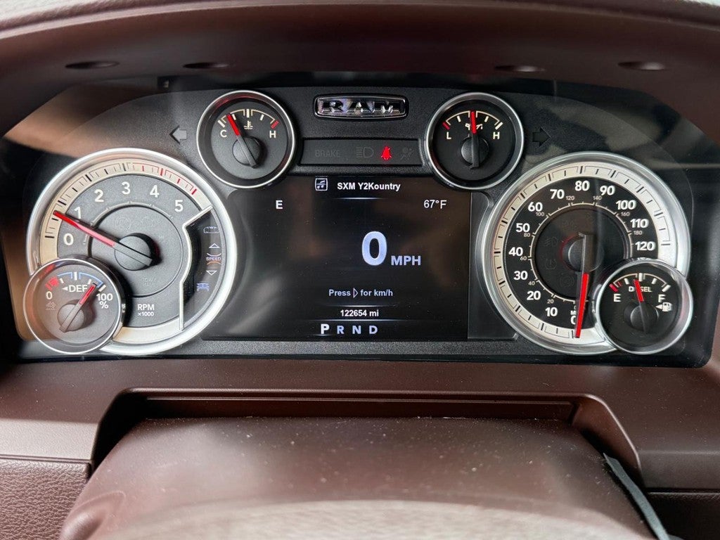 2015 RAM 3500 4WD Crew Cab 149" Laramie