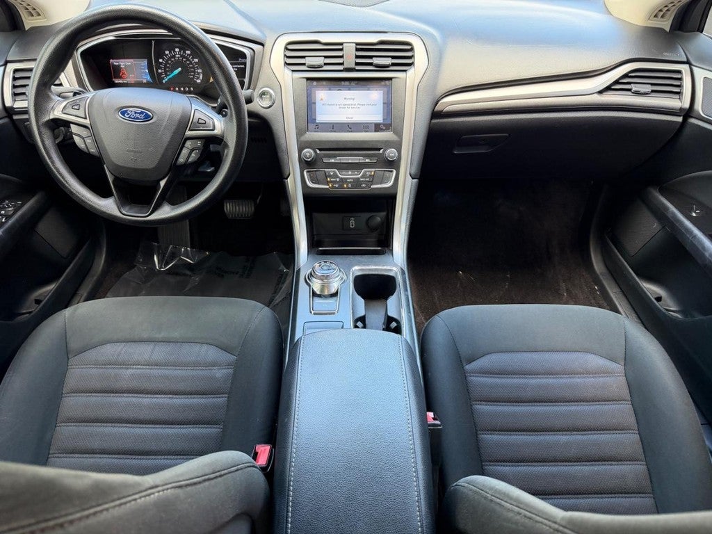 2017 Ford Fusion SE FWD