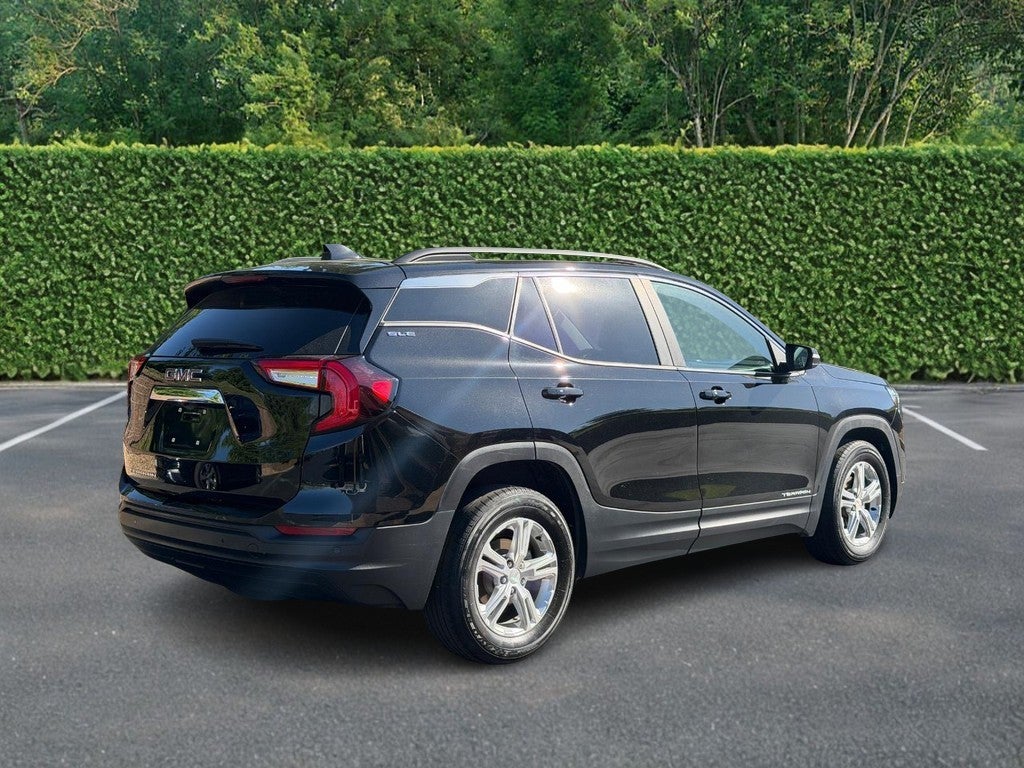 2022 GMC Terrain FWD 4dr SLE