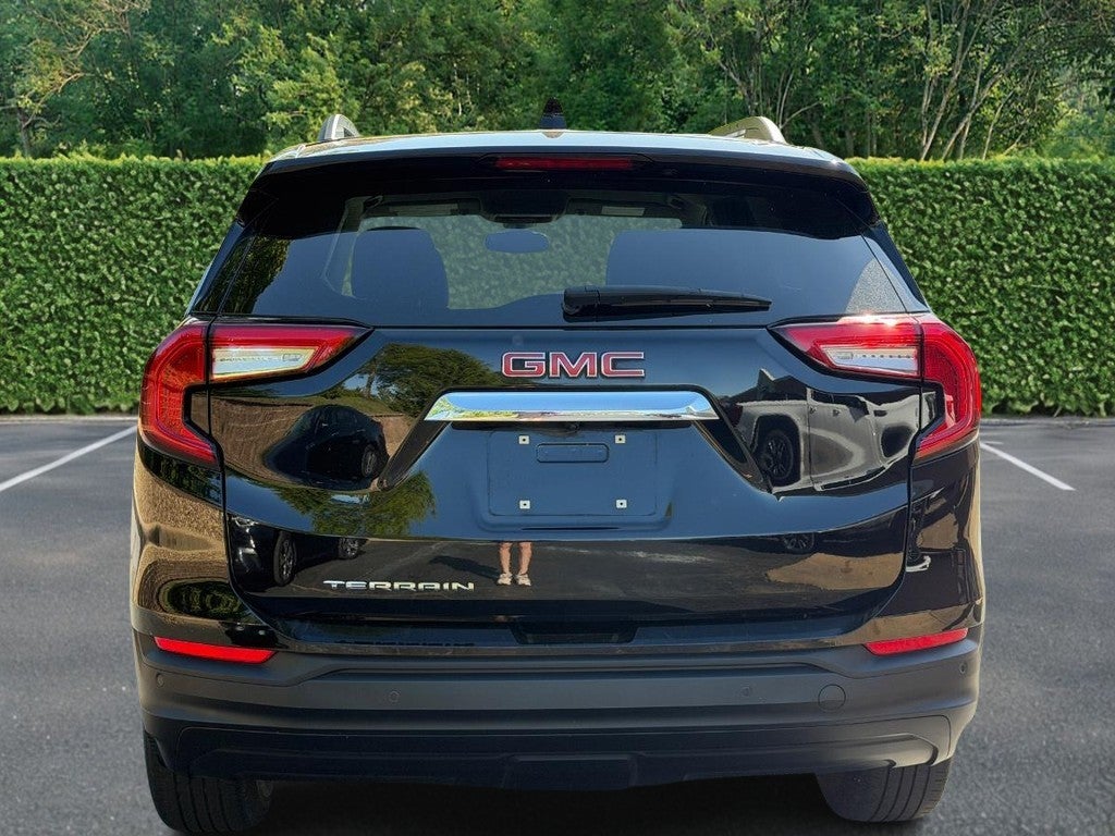 2022 GMC Terrain FWD 4dr SLE