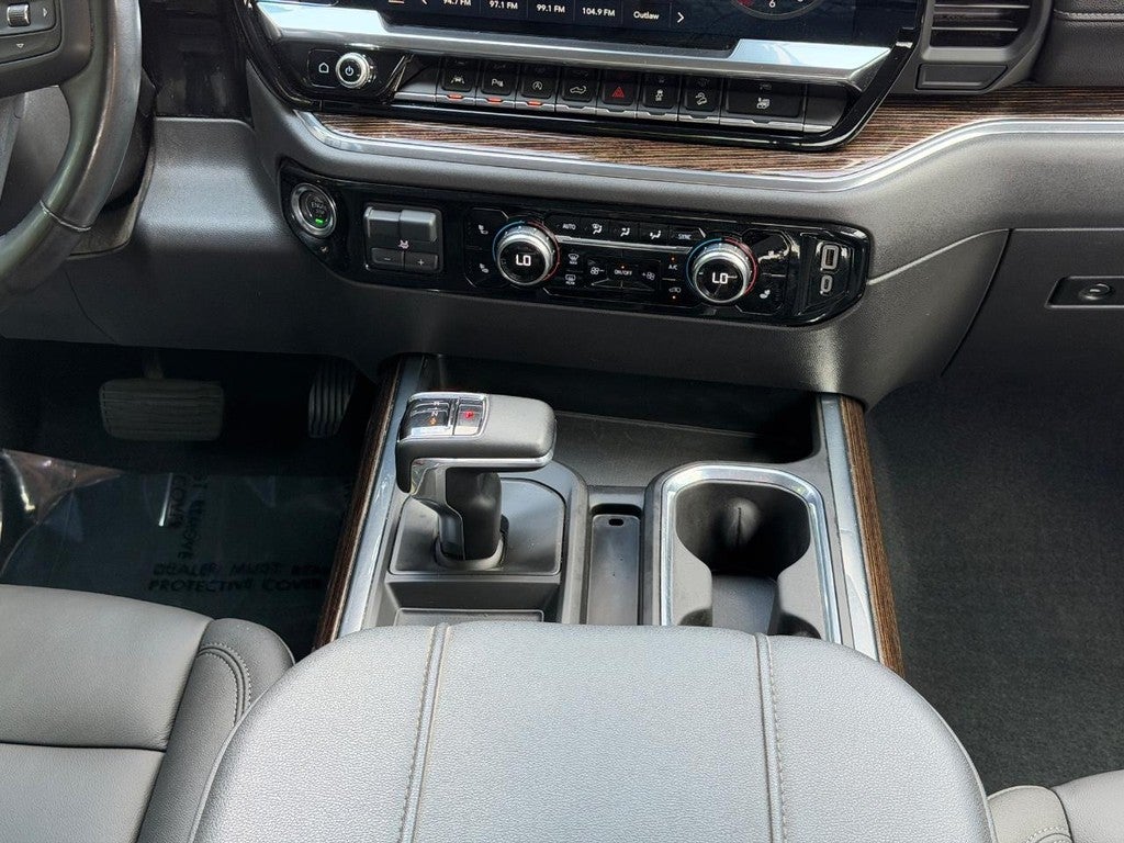 2024 GMC Sierra 1500 4WD Crew Cab 147" Elevation w/3SB
