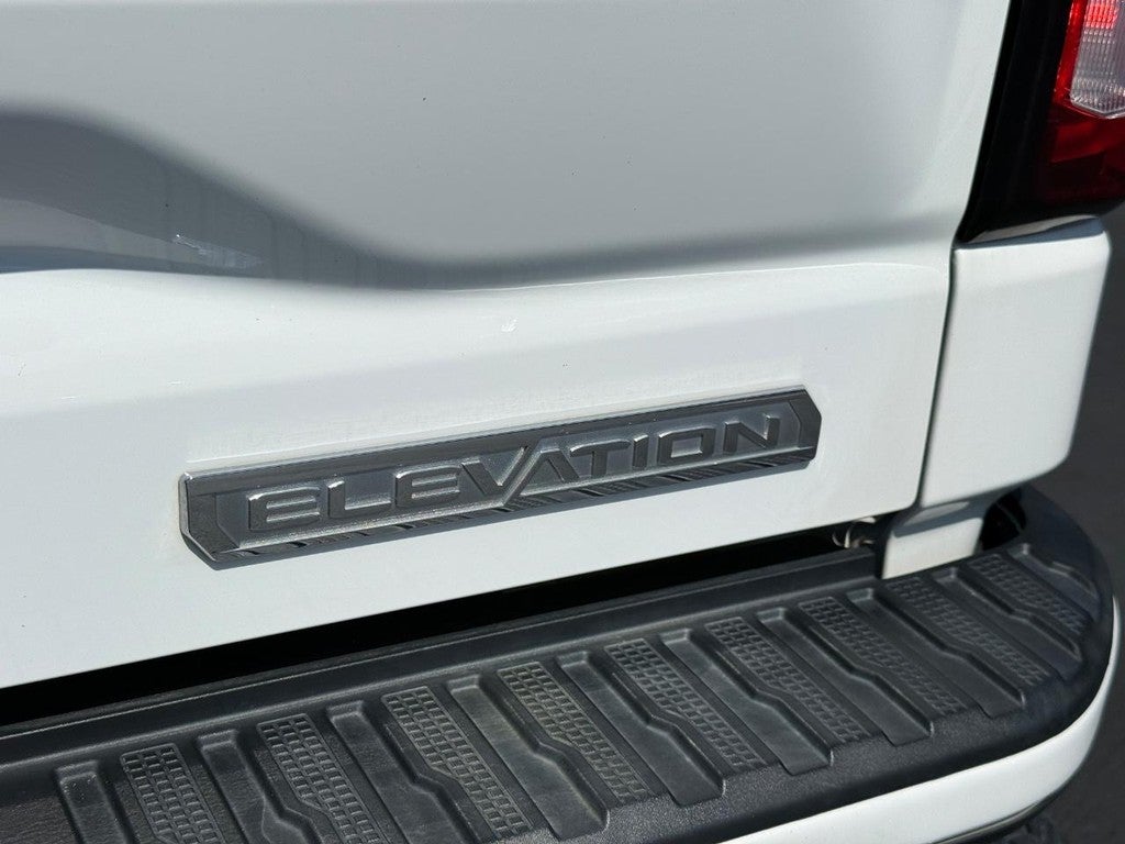 2024 GMC Sierra 1500 4WD Crew Cab 157" Elevation