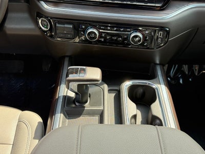 2025 GMC Sierra 1500 4WD Crew Cab 147" SLT