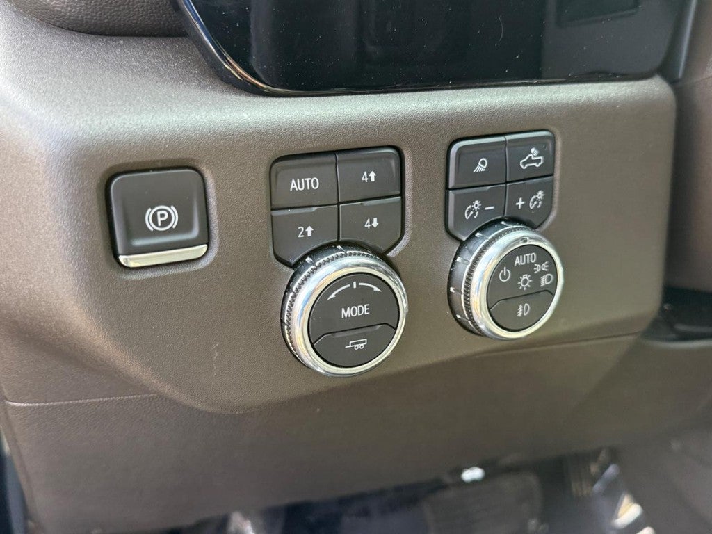2025 GMC Sierra 1500 4WD Crew Cab 147" SLT