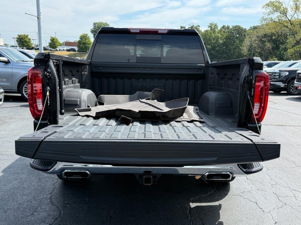 2025 GMC Sierra 1500 4WD Crew Cab 147" SLT