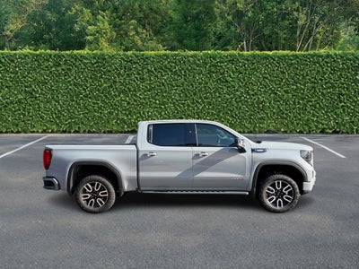 2024 GMC Sierra 1500 4WD Crew Cab 147" AT4