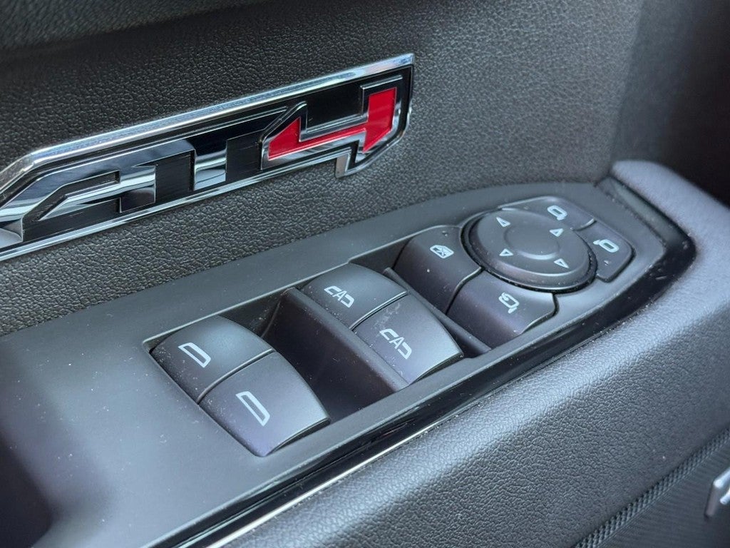 2025 GMC Sierra 1500 4WD Crew Cab 147" AT4