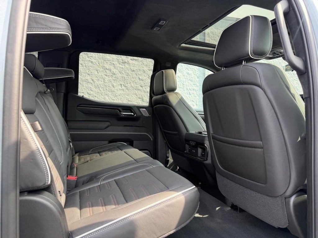 2023 GMC Sierra 1500 4WD Crew Cab 147" AT4X