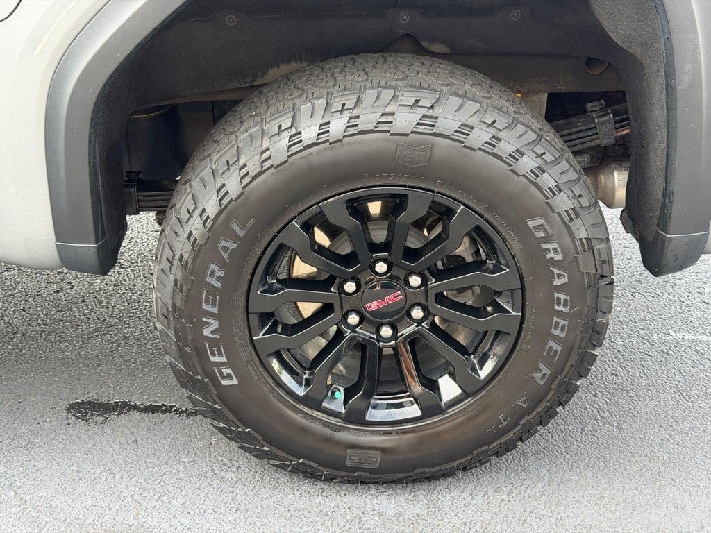 2023 GMC Sierra 1500 4WD Crew Cab 147" AT4X