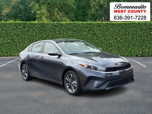 2024 Kia Forte LXS IVT