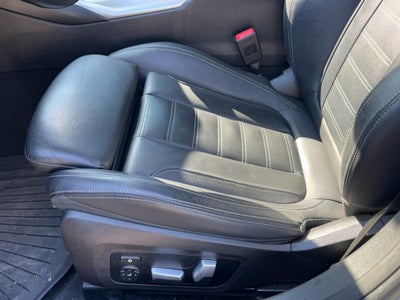 2020 BMW 3 Series 330i xDrive Sedan North America