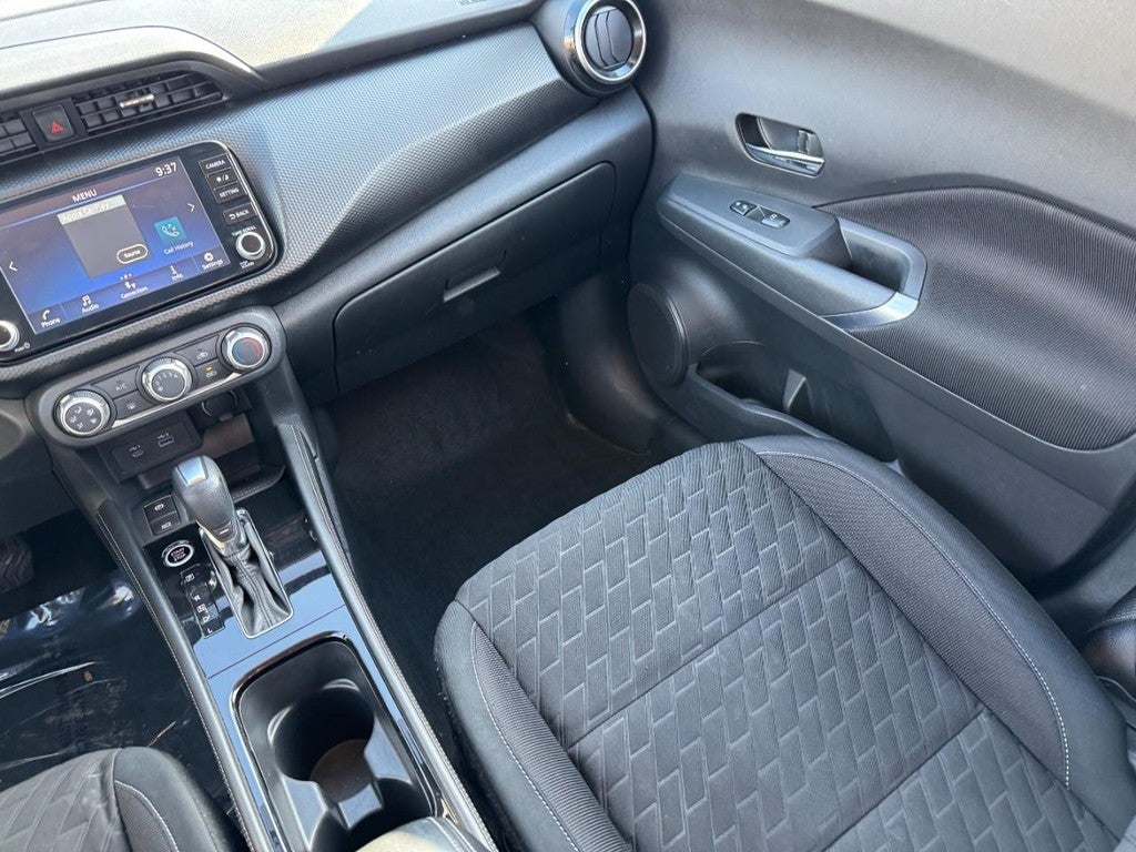 2023 Nissan Kicks SV FWD